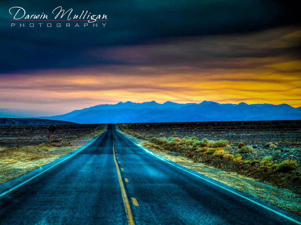 Death-Valley-National-Park-California-Highway-at-Sunrise