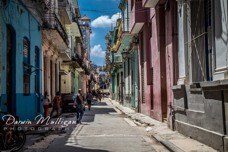 Havana-Cuba-street-in-old-Havana