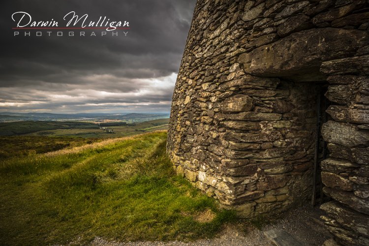 Ireland-Grianan-of-Aileach-close-up