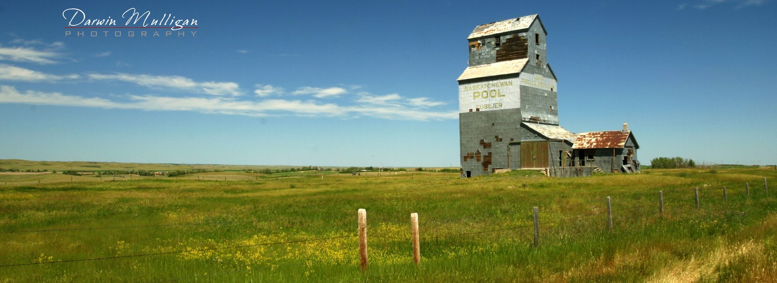 Panorama-Abandoned-grain-elevator-Saskatchewan