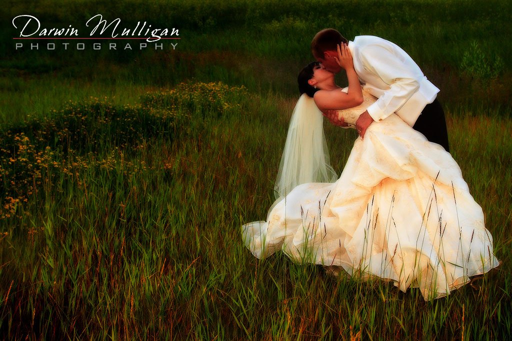 Edmonton Wedding Photographer Sunset Romantic Kiss